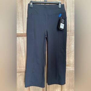 NWT Skechers THE GOWALK LITE crop pant.